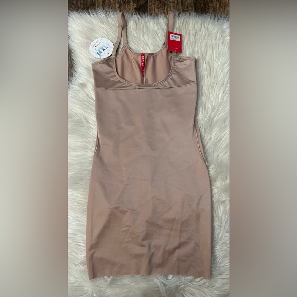 Spanx SmartGrip Open Bust‎ Full Slip Beige Shapewear Small 10178R New
